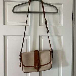 Made in the USA Dooney & Bourke All Weather Leather bag VINTAGE